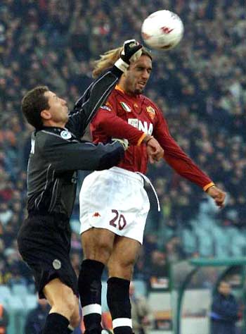 德天空：拜仁目前对格里马尔多没兴趣，夏窗不太可能引进他（德天空：拜仁暂无意格里马尔多，今夏引进可能性极低）