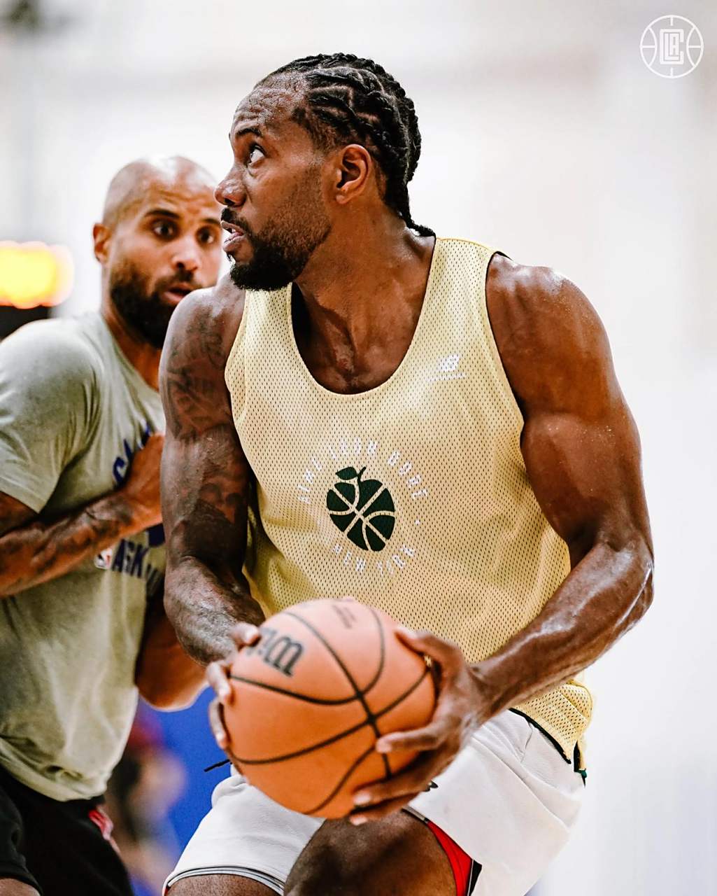 孔蒂：卡拉巴赫非常难对付，我对球队今天的表现很满意（孔蒂称卡拉巴赫难缠，对球队今日表现感到满意）