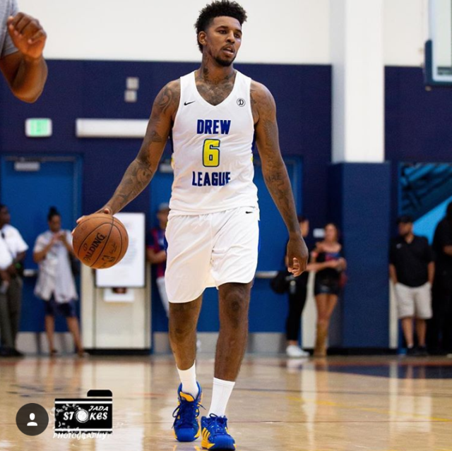 阿斯：吕迪格接近复出，目标重夺皇马首发位置并剑指世界杯（阿斯：吕迪格复出在望，力拼重返皇马首发并冲击世界杯）