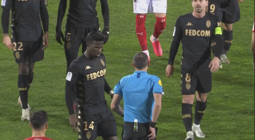 世欧预半场：拜亚姆破门，罗西乌龙，罗马尼亚3-1圣马力诺（世预赛欧洲区半场：拜亚姆破门、罗西乌龙，罗马尼亚3-1暂领先圣马力诺）