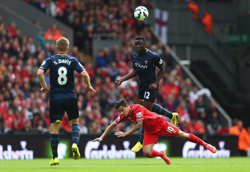 霍姆格伦单场20+命中率联盟第三，雷霆轻取太阳晋级杯赛四强（霍姆格伦砍下20+效率列联盟第三，雷霆轻取太阳挺进杯赛四强）