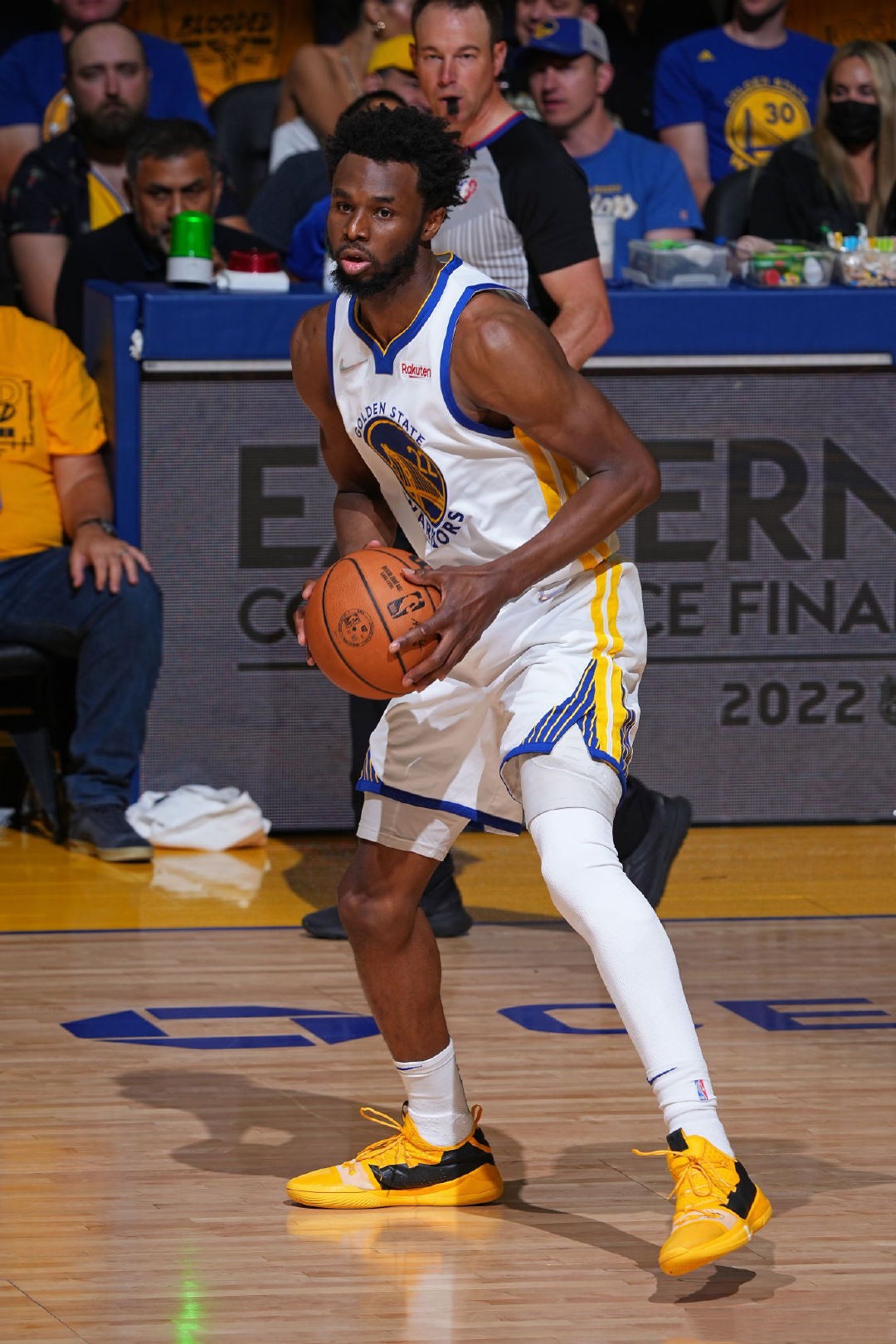 战绩稀烂！自11年2月以来，快船首次单月输掉12场比赛（快船颓势难止：单月吞下12败，为2011年2月以来首次）